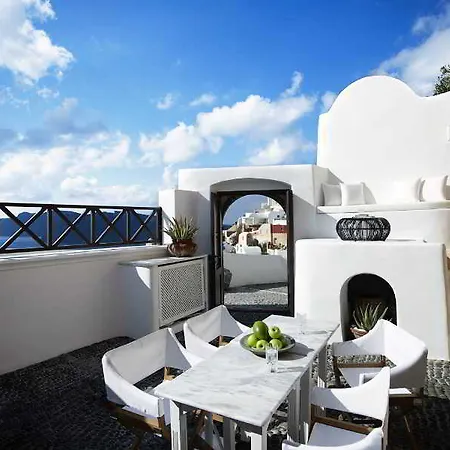 1864 The Sea Captain's House Villa Oia