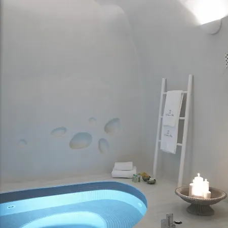 1864 The Sea Captain's House Villa Oia