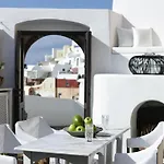 1864 The Sea Captain's House Villa Oia
