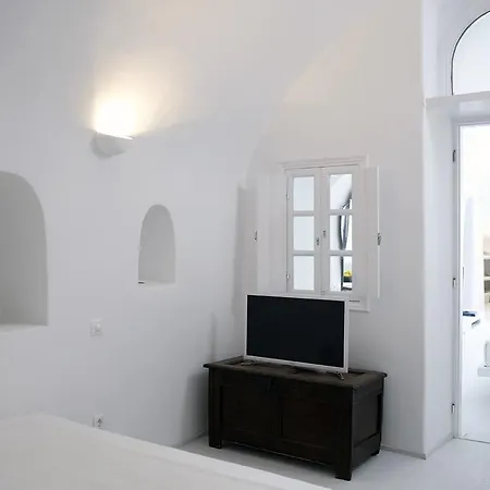 Villa 1864 The Sea Captain's House Oia (Santorini)