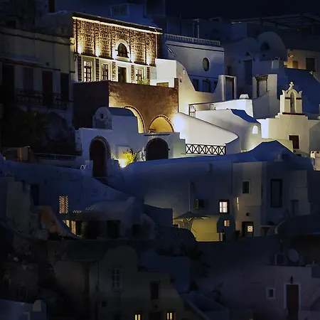 1864 The Sea Captain's House * Oia (Santorini)