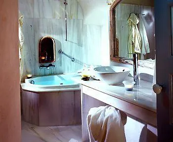فيلة 1864 The Sea Captain's House *