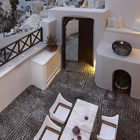 Villa 1864 The Sea Captain's House Oia