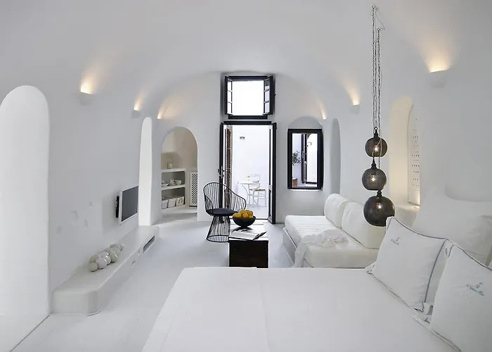 Villa 1864 The Sea Captain's House Oia