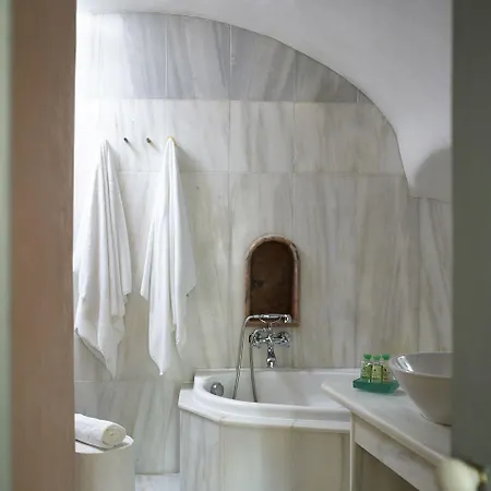 1864 The Sea Captain's House Villa